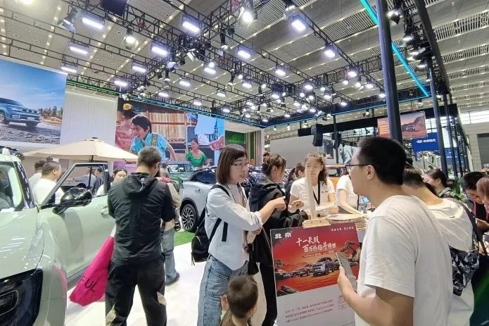 北汽金融奮戰(zhàn)“十一”銷(xiāo)售上量丨乘用車(chē)金融訂單同比提升37%